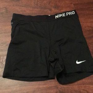 Black Nike Pros